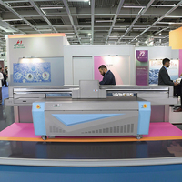 2.5*1.3M kamera CCD Meglev 2513 UV Printer Flatbed dengan Ricoh G6 G5 kepala untuk kaku logam kaca kayu keramik papan akrilik