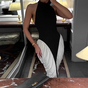 Nouvelle Collection Robes Femme Col Rond Sans Manches Dos Nu Ajustées Drapées sur les Côtés Tendance - Product Image 5