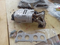 Katalysator für TOYOTA Avensis VERSO Rav 4 II 2.0 2000-09 2505128040