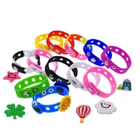 Braccialetti con ciondoli in Silicone braccialetti con ciondoli in gomma braccialetti per bambini regolabili regalo per feste e compatibile con ciondoli per scarpe