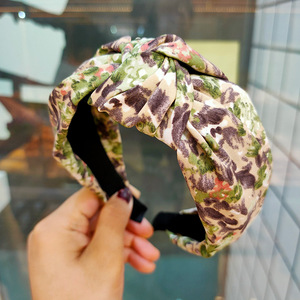 2025韓国ヘッドバンド卸売プリントワイドバンドノットディテール調整可能生地ヘアアクセサリー - Product Image 2