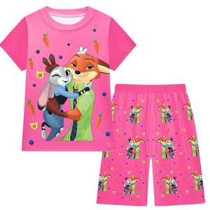 طقم ليندا للفتيات لتنكر زوتوبيا 2، طقم من قطعتين للأطفال الأكبر سنًا، يتضمن قميصًا بأكمام قصيرة وسروالًا بطول خمسة بوصات - Product Image 2