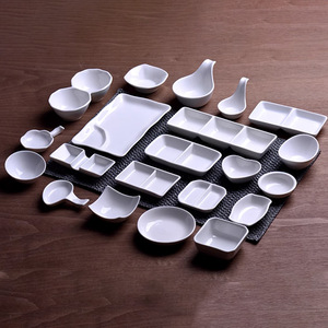 Vajilla de Porcelana Blanca de Lujo y Alta Calidad, Ecológica y Sostenible, Tazones para Servir Salsa de Fresa - Product Image 2