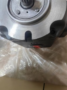 Pompes à piston fermées et ouvertes des séries P7, P8, P11, P14, P24, P30 P14p3l1c9a2b00 P1106L1CC2000M282838 - Product Image 6