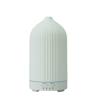 Diffuseur d'arômes électronique en céramique de 160 ml, personnalisé par le fournisseur de Shenzhen, pour huiles parfumées, écologique, idéal pour Noël