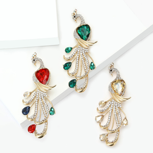Nouvelle <span class=keywords><strong>broche</strong></span> en alliage, motif paon et phénix, ornée de strass, pour femme, à porter sur manche ou comme épingle, idéale pour cheongsam et soirées - Product Image 1
