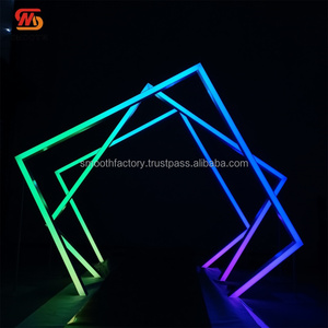 Arco Metálico Geométrico para Bodas, con Iluminación LED, Túnel de Luz, Fondo para Decoración de Bodas y Fiestas - Product Image 3