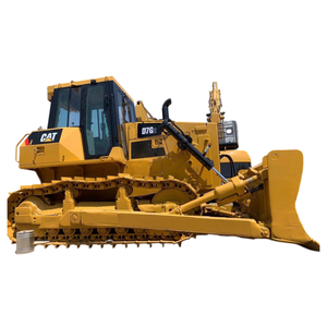 Topadoras/Tractores de cadenas usados CAT D7G2 de alta calidad, 20 toneladas, de segunda mano. Bulldozers usados CAT D7N, D7R, D7H, D7G, D7G2 en stock para la venta. - Product Image 1