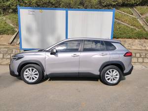 <span class=keywords><strong>Toyota</strong></span> Corolla Cross Turbo Automatique 2.0L <span class=keywords><strong>2022</strong></span>, Conduite à Gauche, Intérieur Cuir Foncé, <span class=keywords><strong>SUV</strong></span> d'Occasion, Leader des Ventes - Product Image 4