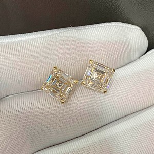 18K Gold Emerald Cut Lab Grown <b>Diamond</b> Stud <b>Earrings</b> <b>Square</b> Step Cut <b>Diamond</b> Ear Studs For Women Luxury Jewelry - Product Image 2