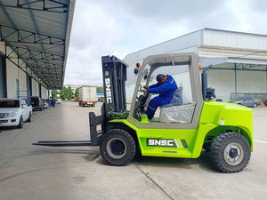 Montacargas Snsc <span class=keywords><strong>Xf</strong></span> Serie 7 Ton Diesel Heftruck Met Cabine - Product Image 4