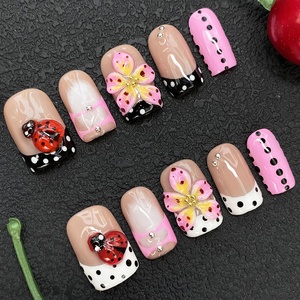 <span class=keywords><strong>Uñas</strong></span> Postizas Acrílicas Glamorosas de Diseño Salón, <span class=keywords><strong>Cortas</strong></span>, Almendradas y Cuadradas, Hechas a Mano, 10 Piezas, <span class=keywords><strong>Uñas</strong></span> Artificiales de Lujo Pintadas a Mano con Acabado Brillante - Product Image 4
