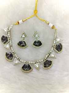 Collier de mariage indien Sabyasachi, bijoux inspirés de Sabyasachi, bijoux de mariée indiens pakistanais, ensembles de bijoux Bollywood Sabyasachi - Product Image 2