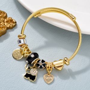 Pulsera Ajustable de Acero Inoxidable con Dijes de Corazón y Elefante, Chapada en Oro de 18k con Circonita, Estilo Lindo, Unisex, Venta al por Mayor de Moda Zeadear - Product Image 4