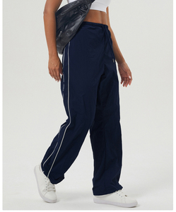 Pantalon de sport ample et léger en tissu 100% nylon tissé, séchage rapide, pour femmes, logo personnalisé, cordon de serrage, pantalon de sport décontracté uni - Product Image 6