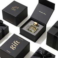 Boîte personnalisée haut de gamme avec couvercle et base pour flacon de parfum, emballage cosmétique et coffret cadeau de luxe avec encre de soja recyclable FSC