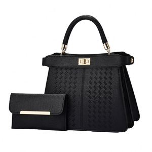 2025 New Contrasting Color Handbag for Women Large Capacity Two Piece Set With <b>Wallet</b> Simple Textured PU Leather Handbag - Product Image 1