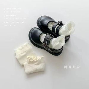 Chaussettes ultra fines pour femmes, respirantes, en soie glacée, avec bordure en dentelle, pour un usage décontracté - Product Image 2