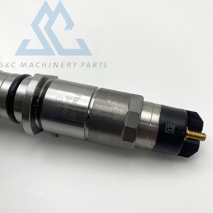 Suku Cadang Excavator Berkualitas Tinggi PC210-8 PC200-8 Injektor Bahan Bakar 6754-11-3011 0445120231 6D107 S6D107 Nozzle untuk <span class=keywords><strong>Komatsu</strong></span> - Product Image 4