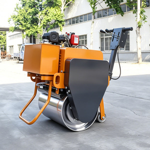 Rouleau vibratoire monocylindre Honda 300 kg, 11 kW, conception compacte pour la réparation de l'asphalte - Product Image 2