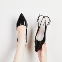 Sandales PVC tendance style influenceur pour femme, à talon épais et bout pointu, idéales pour l'extérieur en été, antidérapantes pour la plage