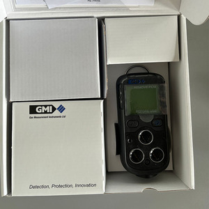 เครื่องตรวจจับก๊าซ Gmi Ps245 4 in 1 แบบปั๊มดูด สำหรับใช้งานเพื่อความปลอดภัยในอุตสาหกรรม - Product Image 1