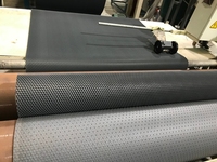 Approvisionnement d'usine personnaliser le matériel de revêtements de sol de voiture en PVC ajusté en rouleau tapis de bobine de sol de voiture accessoires de voiture