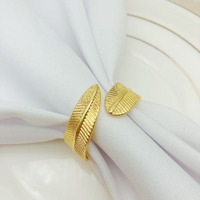 Serviette de table avec boucle en métal et feuilles dorées, anneau de mariage, hôtel, Restaurant, hôtel