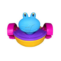 Bateau à pédales amusant pour enfants, bateaux à pédales manuels pour enfants dans la piscine