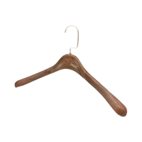 Nouveau design de cintre 2026, cintres en cristal, couleurs personnalisées avec logo pour les boutiques de vêtements