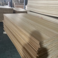 Panel Kayu Poplar Karbonisasi 3 Lapis Stabilitas Tinggi untuk Inti Pintu Lemari Dapur dan Kamar Mandi