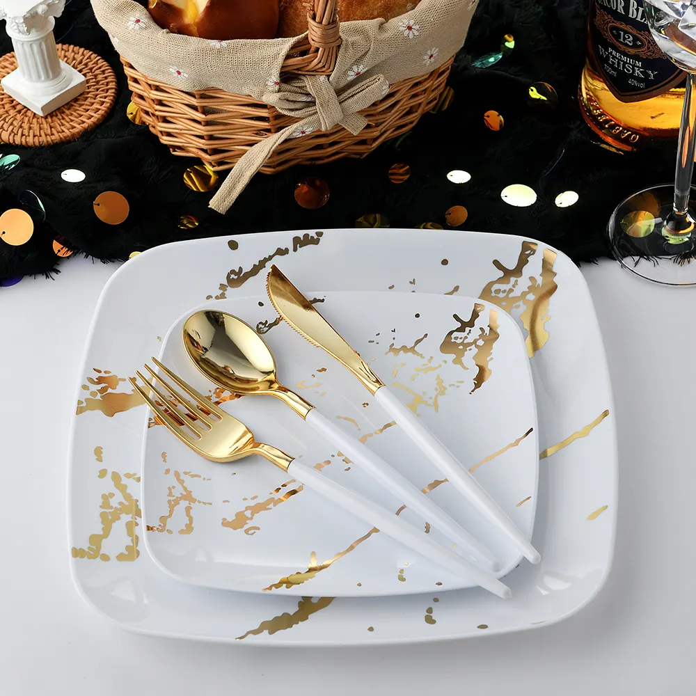 Vente en gros Assiettes plates carrées jetables en plastique pour restaurant et mariage pour mariages