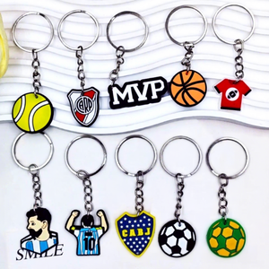 Porte-clés de football en PVC souple imprimé en 3D avec logo personnalisé, souvenir sportif en caoutchouc gaufré 3D, boîte mystère, petit cadeau promotionnel OEM - Product Image 1