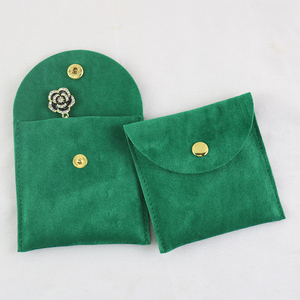 Pochette à bijoux en velours 8*8cm, petit emballage de luxe pour bijoux, sacs cadeaux pour bijoux, bouton pression pour emballage de bracelets et colliers, écologique - Product Image 3