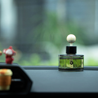 Diffuseur d'arômes pour voiture en verre avec logo personnalisé, diffuseur d'air frais pour voiture, diffuseur de parfum pour voiture, diffuseur longue durée, ébène et bergamote