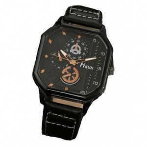 Montre numérique pour femme à grand cadran, bracelet en alliage et simili cuir, mode décontractée, loisirs, sport, étanche 3 ATM, avec fonction push - Product Image 5