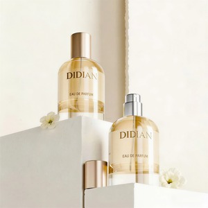 Flaconi di Profumo Rotondi da 30ml 50ml 100ml, Bottiglie Spray in Vetro Vuote con Elegante Stampa Dorata - Product Image 1