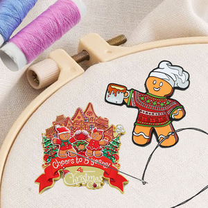 Custom Needle Minder Manufacturer Metal Christmas Magnetic Soft Hard Enamel Pin Needle Minder Flower Embroidery Magnetic
