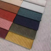 Tissu de canapé en velours côtelé tricoté imperméable confortable teint en coton rayé uni pour meubles d'ameublement