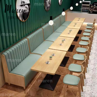 Bancs de restaurant en bois personnalisables avec table intégrée, banquette demi-cercle pour restaurant et commerce