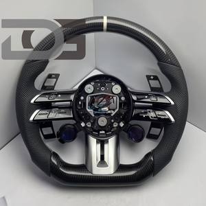 Volant de voiture en fibre de carbone pour Mercedes benz C200 C300 E200 E300 GLC CLS Cuir perforé personnalisé <span class=keywords><strong>Prix</strong></span> de gros - Product Image 1