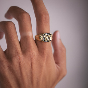 Anillo para hombre Jin Zhi Dragon Relief, resina epoxi dorada, artesanía 3D, talla estadounidense 7 8 9 10 11 12 - Product Image 1