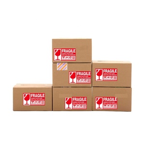 Taille Personnalisée Votre Logo Étiquette Fragile Autocollant Rouleau Paquet Expédition Avertissement Fragile Expédition Autocollants Papier Emballage Matériel <span class=keywords><strong>Antac</strong></span> - Product Image 1