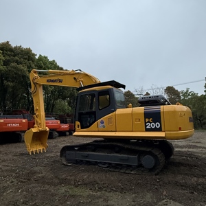 Excavadora Komatsu PC200 de Alta Productividad, Fuerza de Cucharón de 149kN, Cabina Confortable, Operación Estable, Versátil para Canteras - Product Image 4