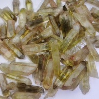 Precio al por mayor Tiras de cuarzo de citrino crudo natural Curación de punto de cristal de citrino transparente áspero