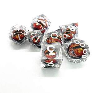Liquid Core Dice 7Pcs Dnd Game Red Dice Jeu de société <span class=keywords><strong>Spiderman</strong></span> Dice Set avec numéro blanc - Product Image 5