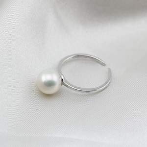 Bague en argent S925 avec perle d'eau douce ronde de 7 mm, simple et élégante, avec une forte brillance, sans défaut, réglable - Product Image 1