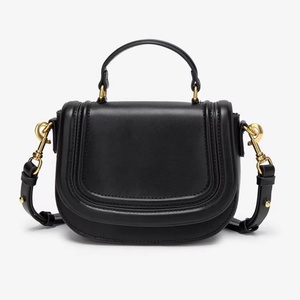 2025 Sản Phẩm Mới Yên Túi Màu Đỏ Của Phụ Nữ Mini Lật Vai Giản Dị Cầm Tay Crossbody Túi Thời Trang Của Phụ Nữ Túi - Product Image 4