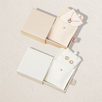 Pochette à bijoux anti-poussière de luxe en daim ivoire Talent Snap avec boîte et insert, sacs en microfibre de daim