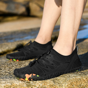 Zapatos de agua de malla de secado rápido con punta cerrada, unisex, para verano, playa, deportes al aire libre - Product Image 3